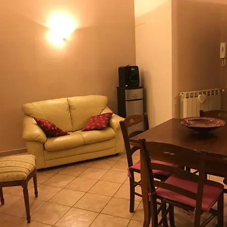 Apartment Miriam's Short Rent House *