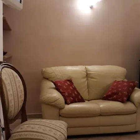 Miriam's Short Rent House
