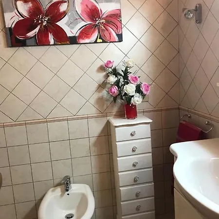 Miriam's Short Rent House
